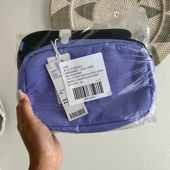 BAGGU Handbags - Baggu Camera Crossbody